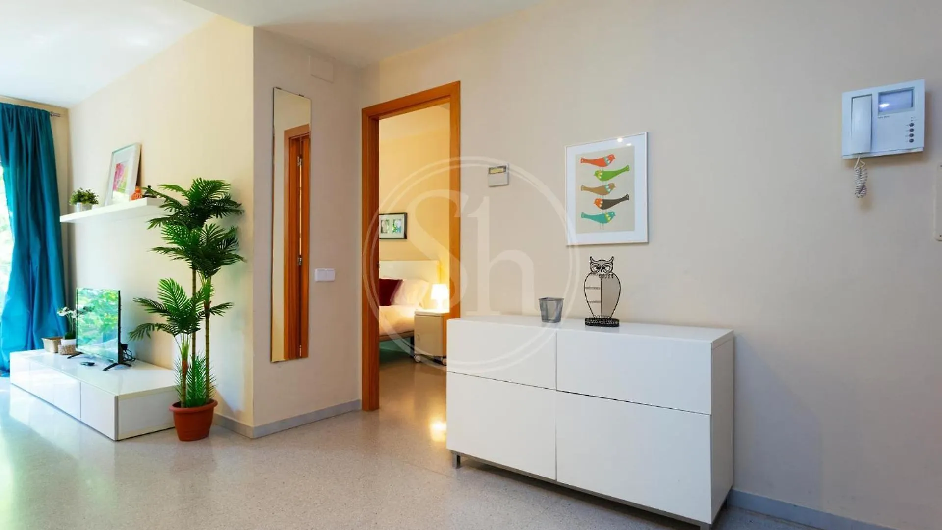 Bonito Apartamento En Eixample Barcelona 0*,  Spain