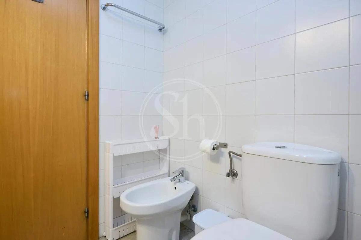 Apartment Bonito Apartamento En Eixample Barcelona Spain