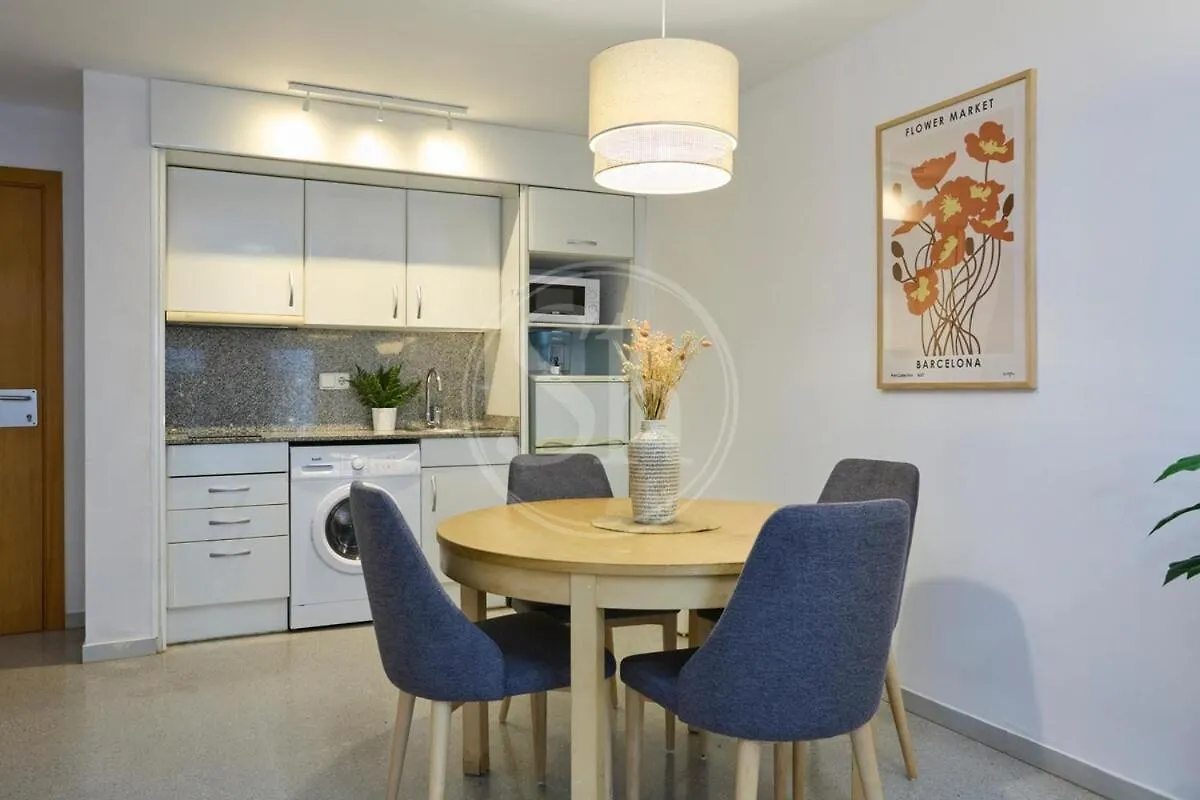 Apartment Bonito Apartamento En Eixample Barcelona
