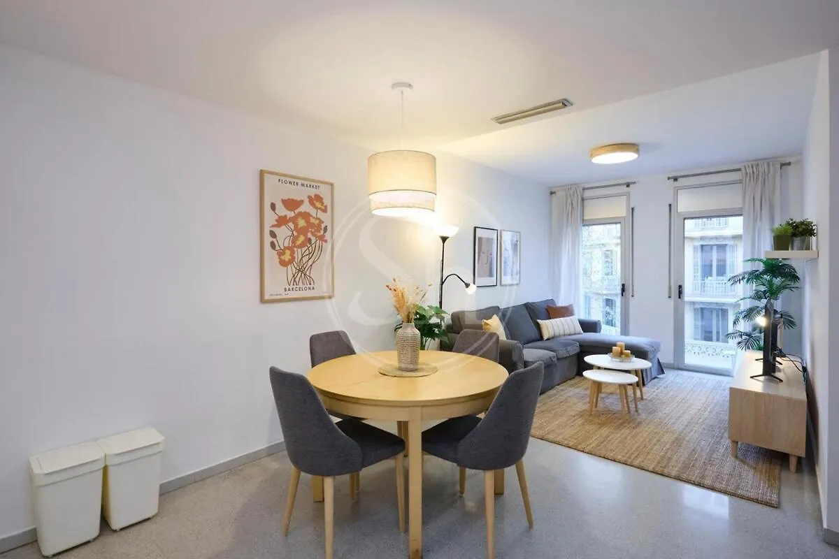 Bonito Apartamento En Eixample Barcelona